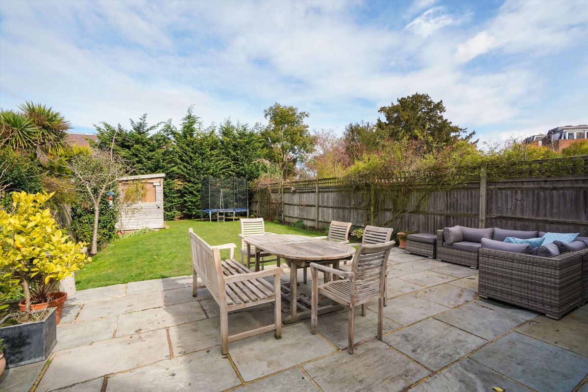 house for sale in Baker Street, Weybridge, Surrey, KT13 WBE200004