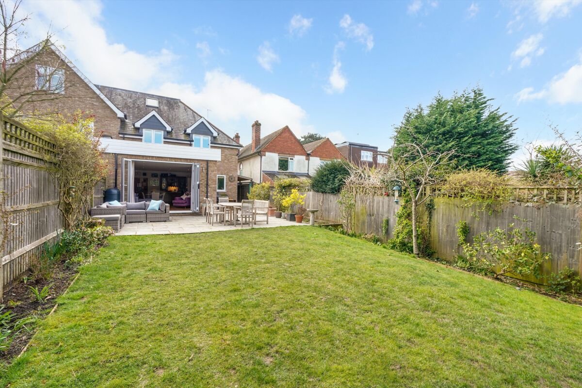 house for sale in Baker Street, Weybridge, Surrey, KT13 WBE200004