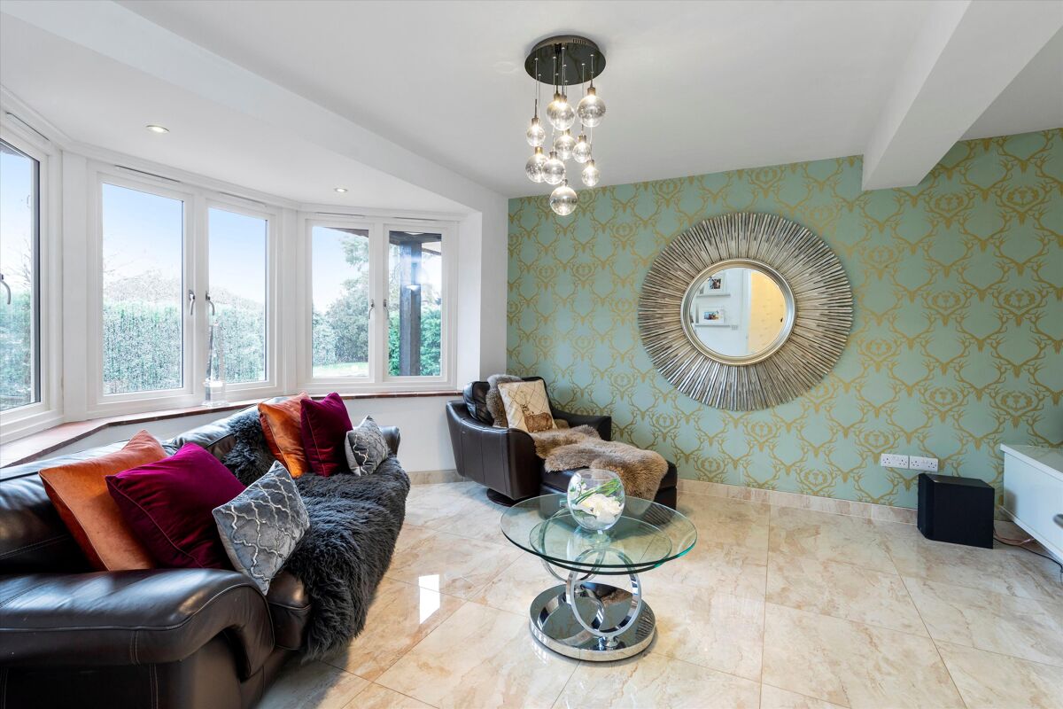 house for sale in Weybridge Park, Weybridge, Surrey, KT13 WBE200008