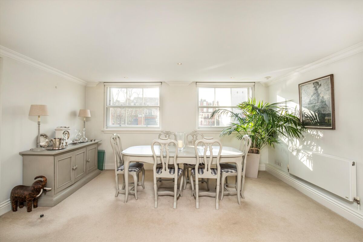 flat for sale in Erskine House, 59 Davies Street, London, W1K