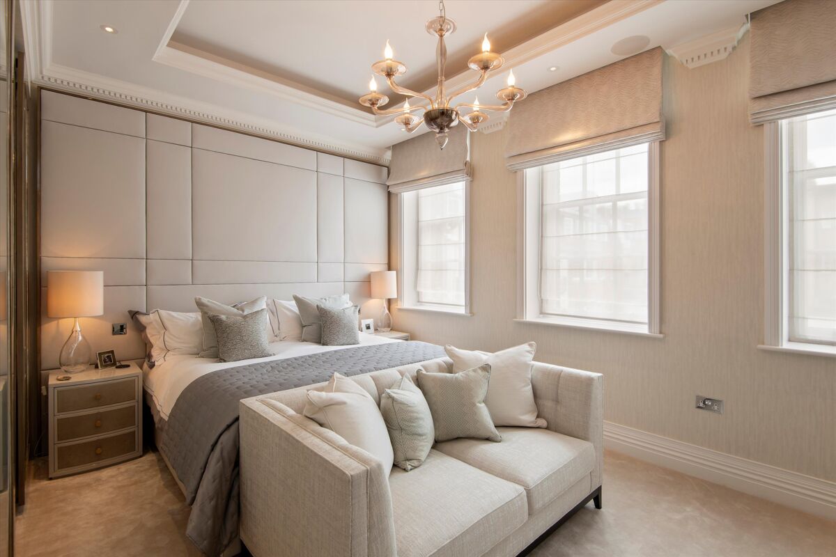 flat for sale in Charles Street, Mayfair, London, W1J WER012154436
