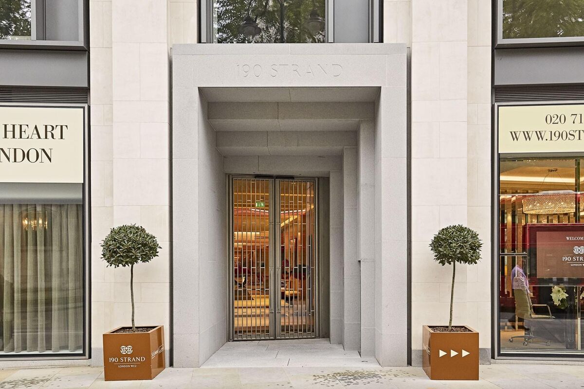 flat-for-sale-in-strand-covent-garden-london-wc2r-wer012182661