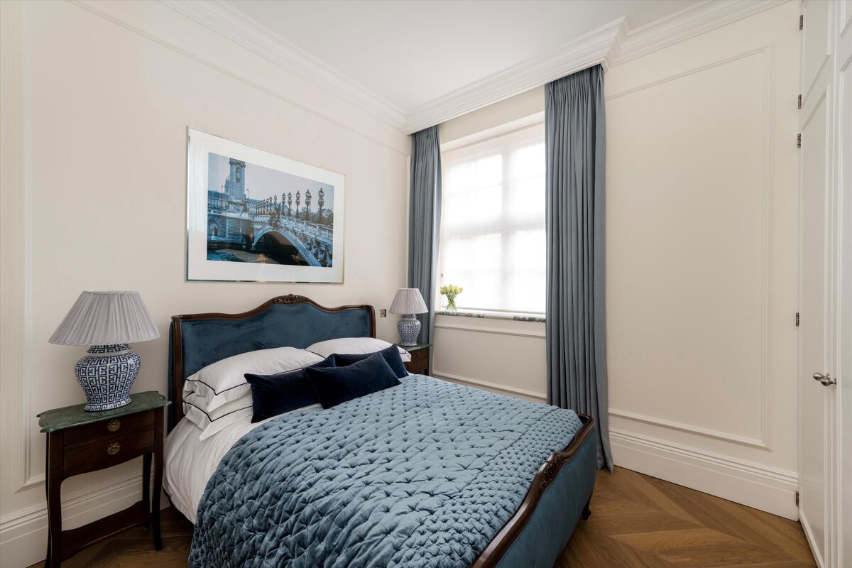 flat for sale in Carlos Place, Mayfair, London, W1K WER012299425