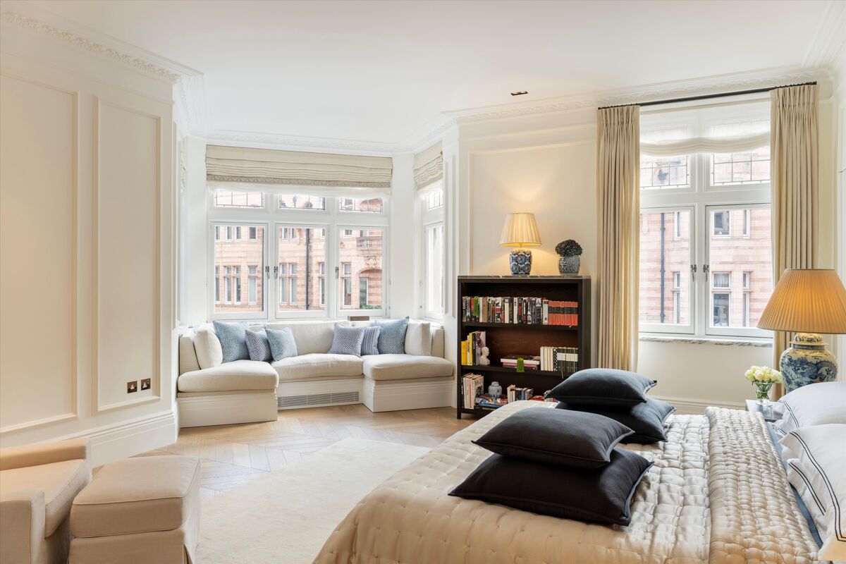 flat for sale in Carlos Place, Mayfair, London, W1K WER012299425