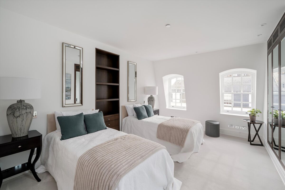 house for sale in Culross Street, Mayfair, London, W1K WER012342160