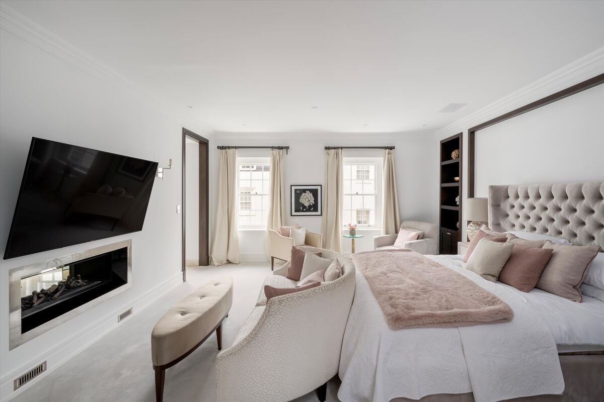 house for sale in Culross Street, Mayfair, London, W1K WER012342160