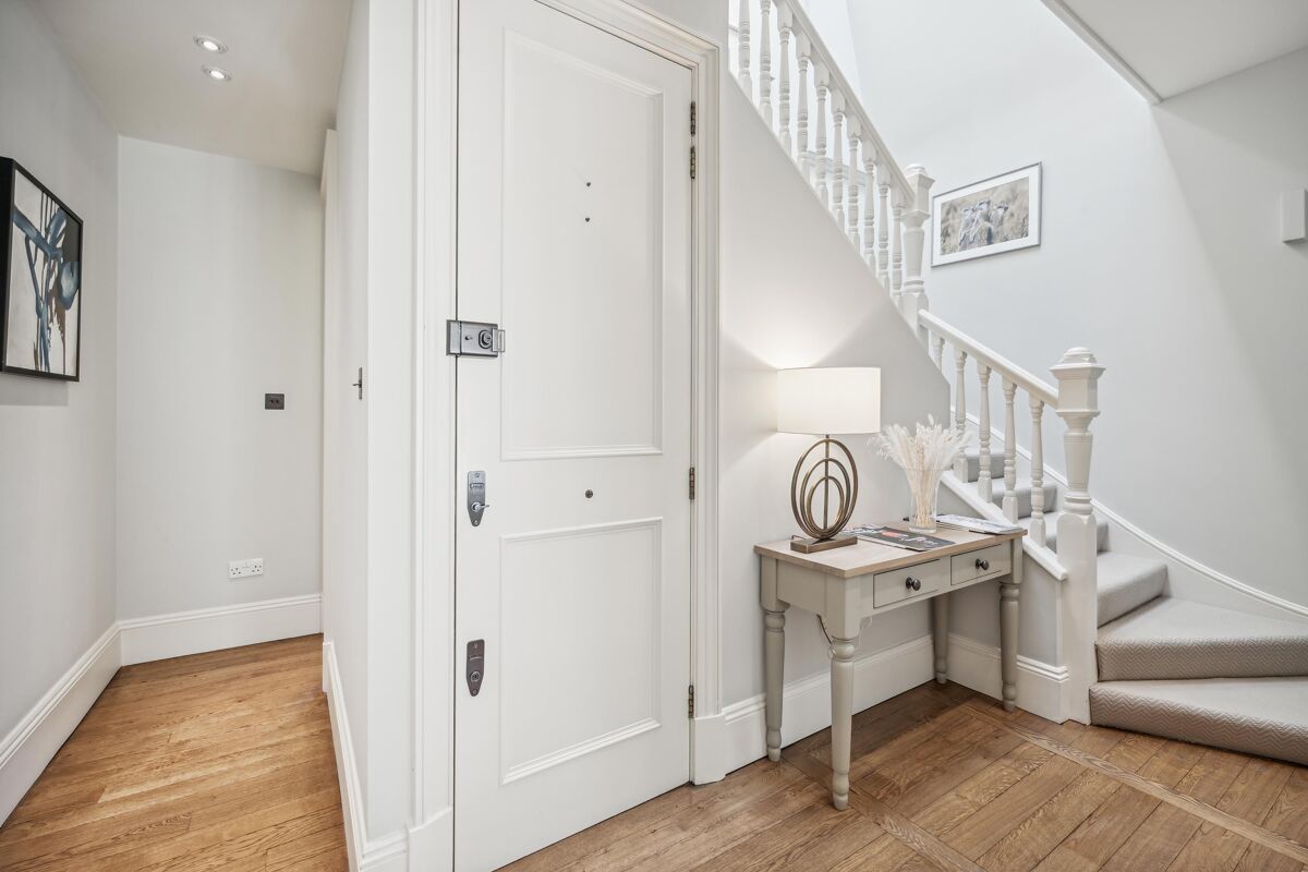 apartment for sale in North Audley Street, Mayfair, London, W1K