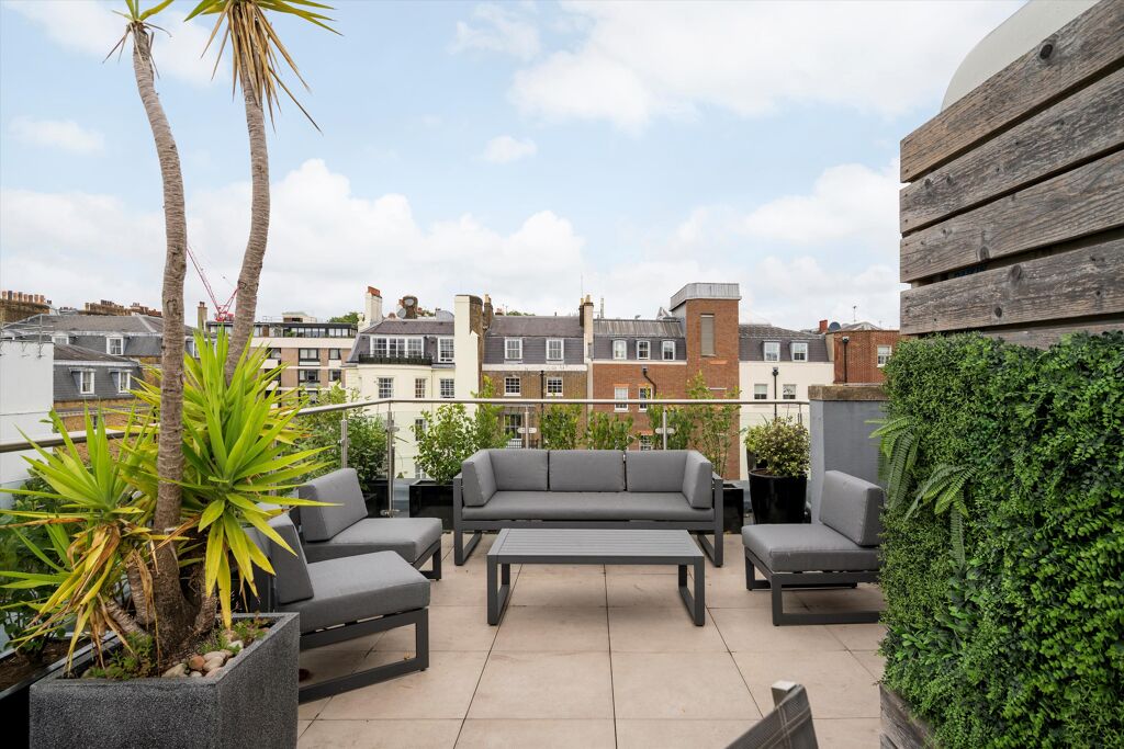Image of Hays Mews, Mayfair, London, W1J