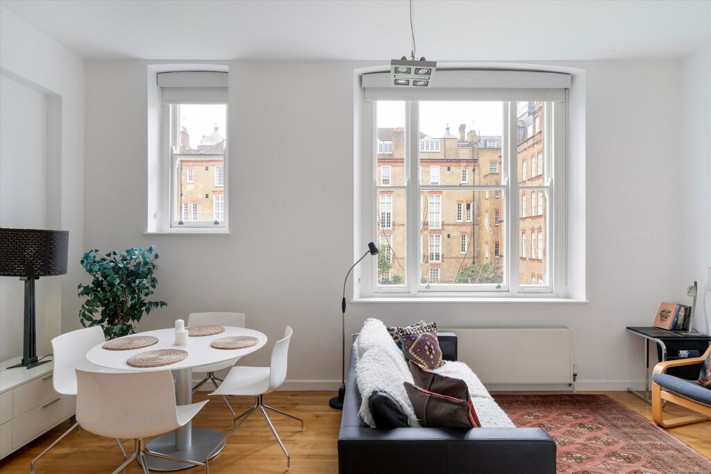 Image of King Street, London, WC2E