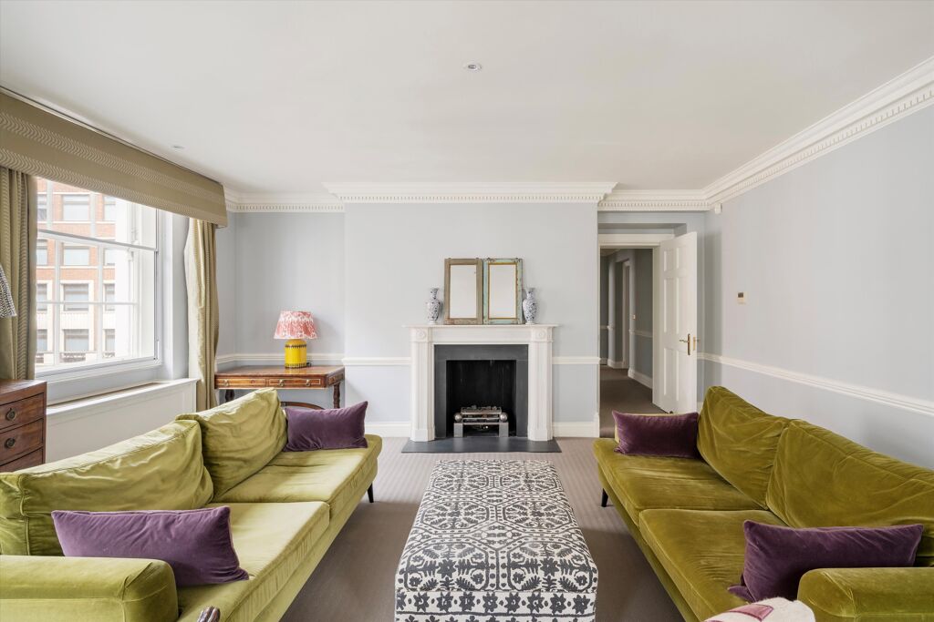 Image of Curzon Square, London, W1J