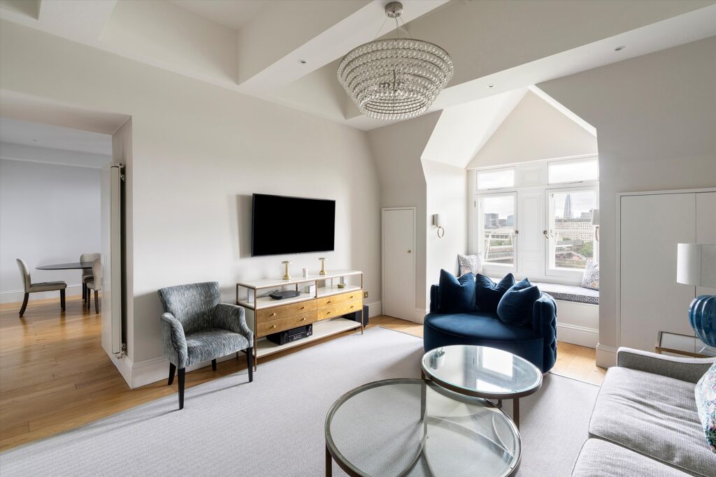 Image of Whitehall Court, London, SW1A