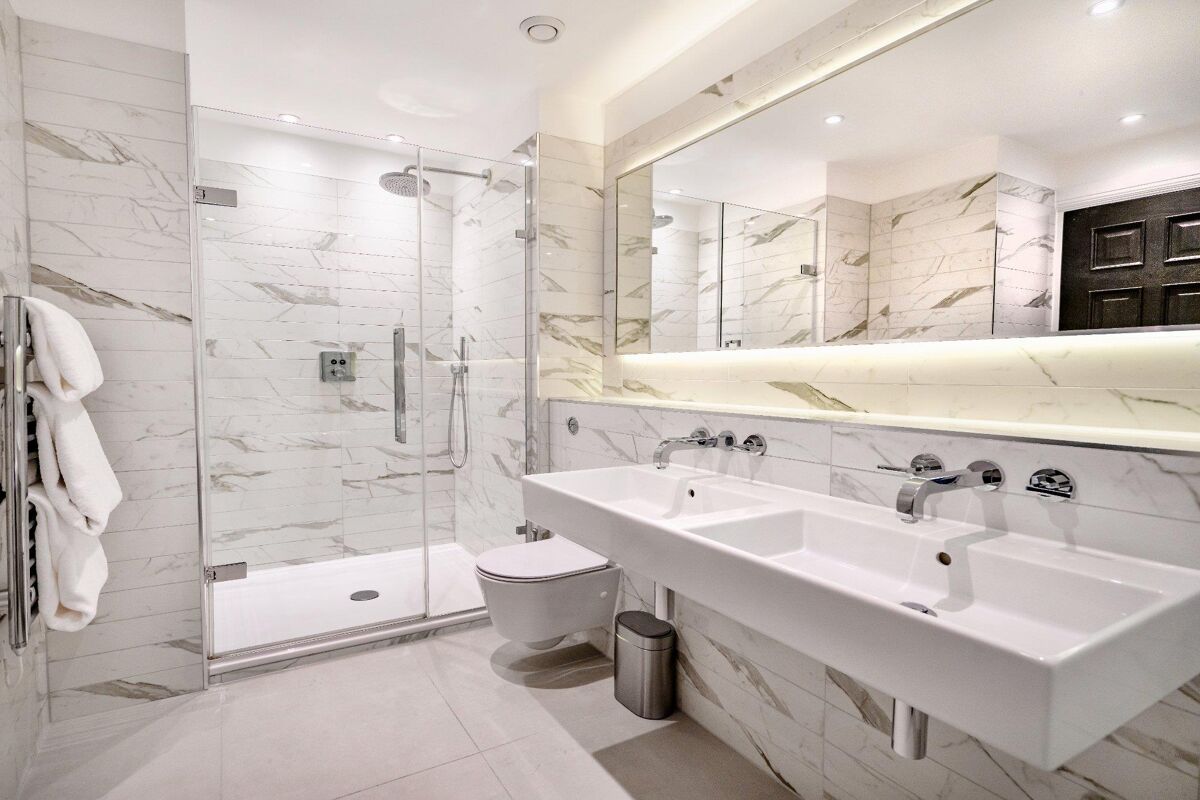 Flat For Sale In Lincolns Inn Fields Holborn London WC2A Flat For Sale In Lincolns Inn Fields Holborn London WC2A