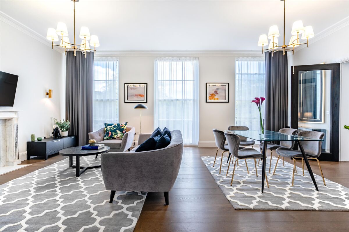 Flat For Sale In Lincolns Inn Fields Holborn London WC2A Flat For Sale In Lincolns Inn Fields Holborn London WC2A