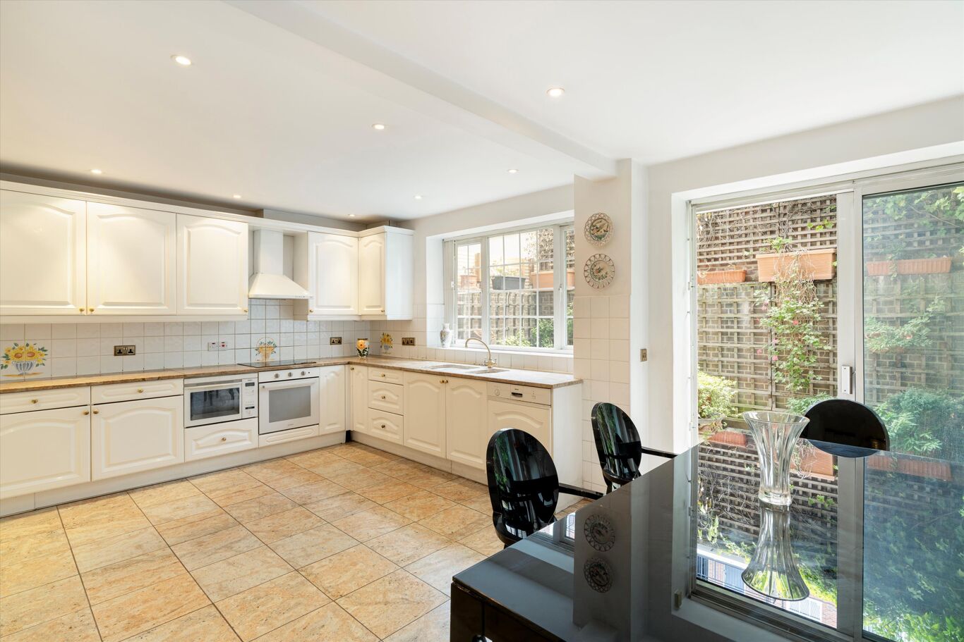 Image of Farm Street, Mayfair, London W1J