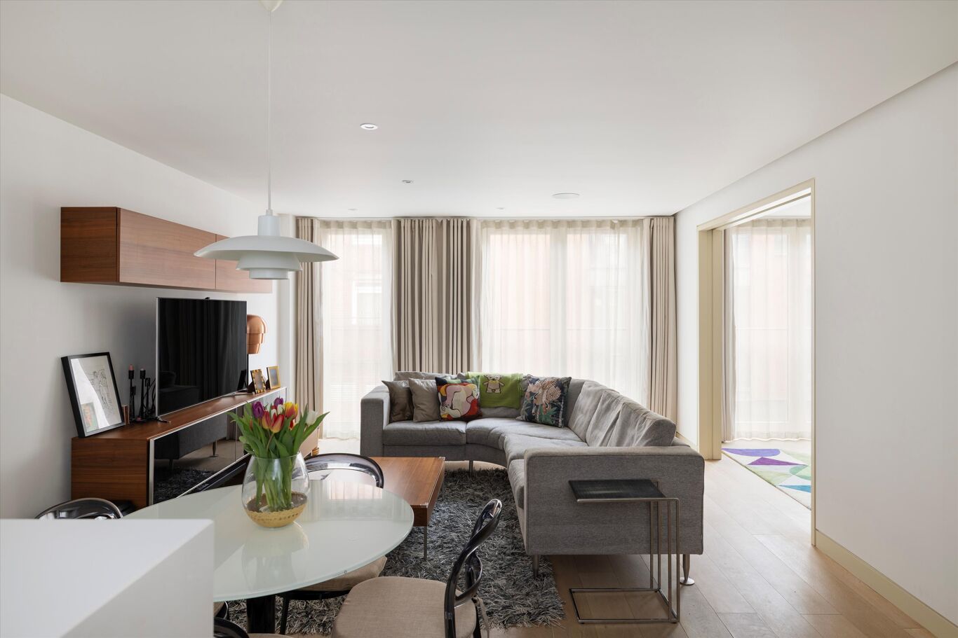 Image of Bedford Court, London WC2E