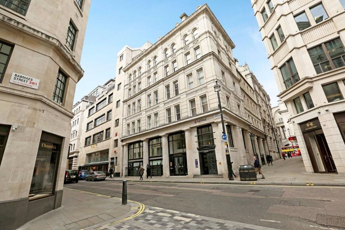flat for sale in Bank Chambers, 25 Jermyn Street, St James's, London