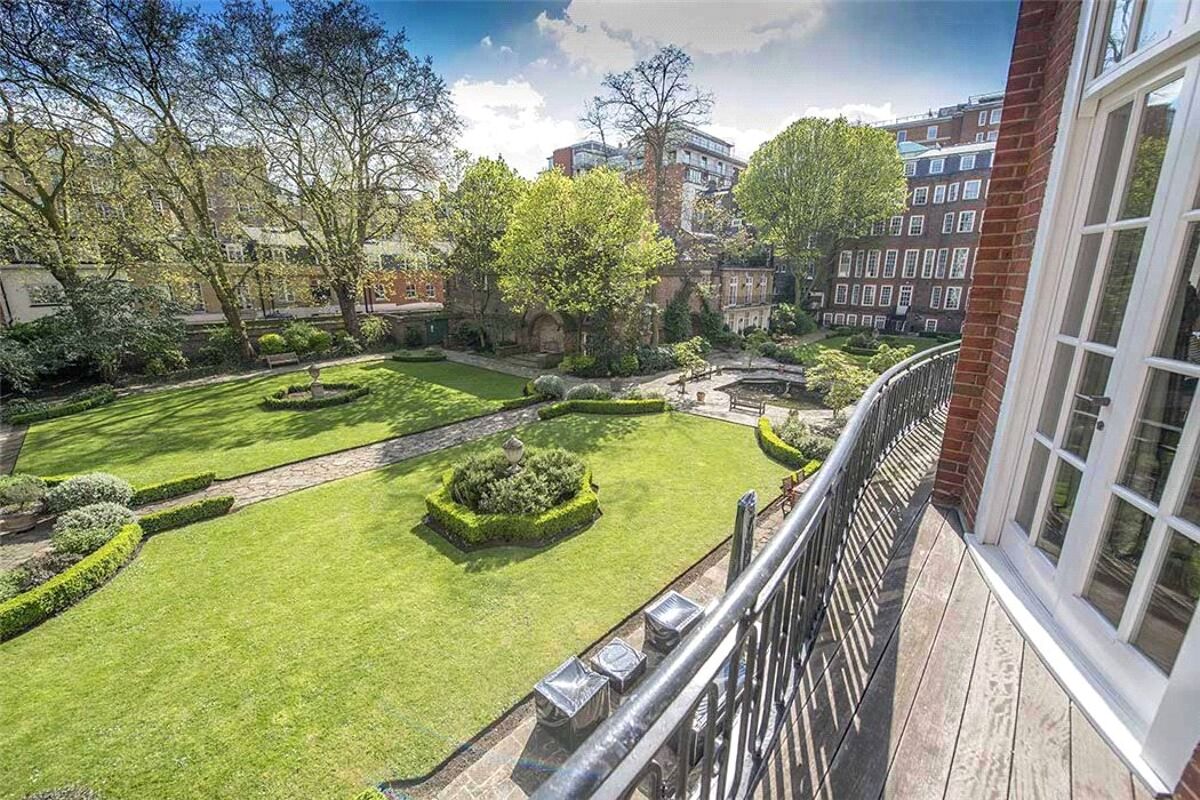 flat for sale in Green Street, Mayfair, London, W1K WER120194