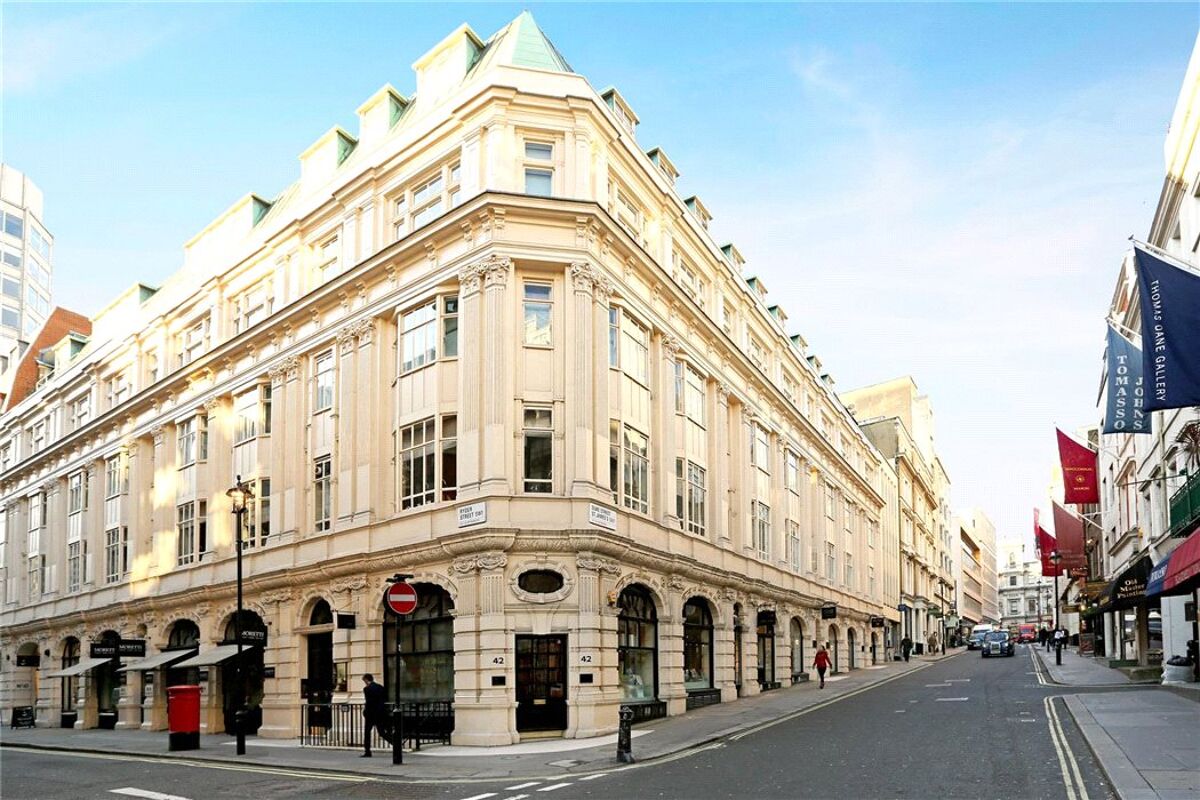 flat for sale in St James's Chambers, Ryder Street, St James's, London