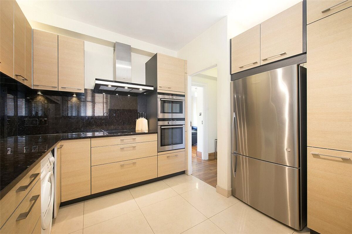 flat for sale in Chesterfield House, Chesterfield Gardens, Mayfair