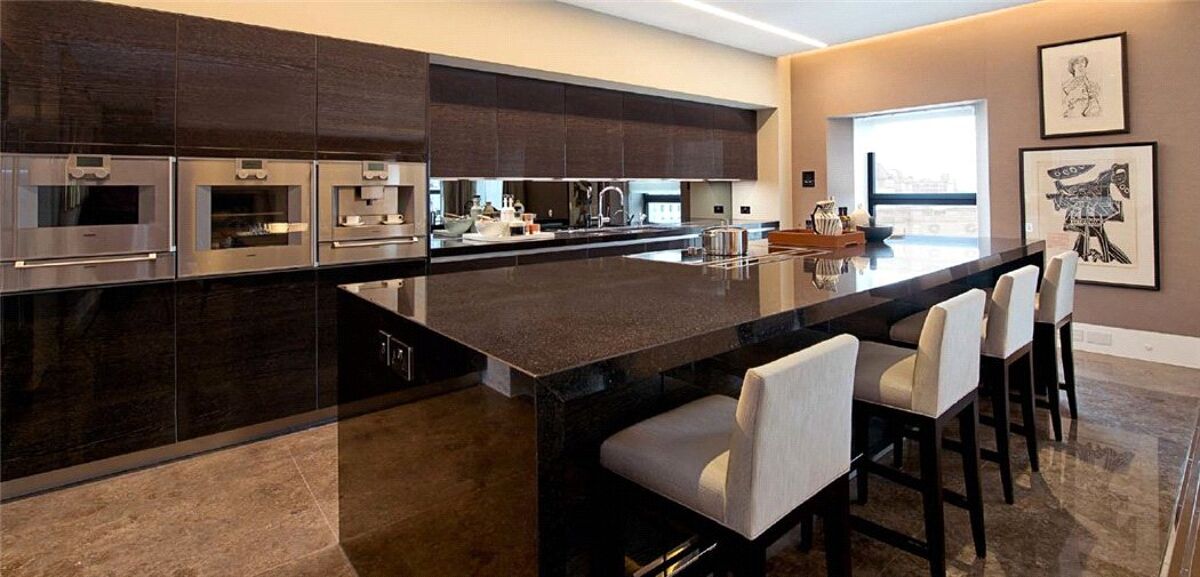 flat for sale in Trafalgar Penthouse, Trafalgar Square, London, SW1Y WER130164 Knight Frank