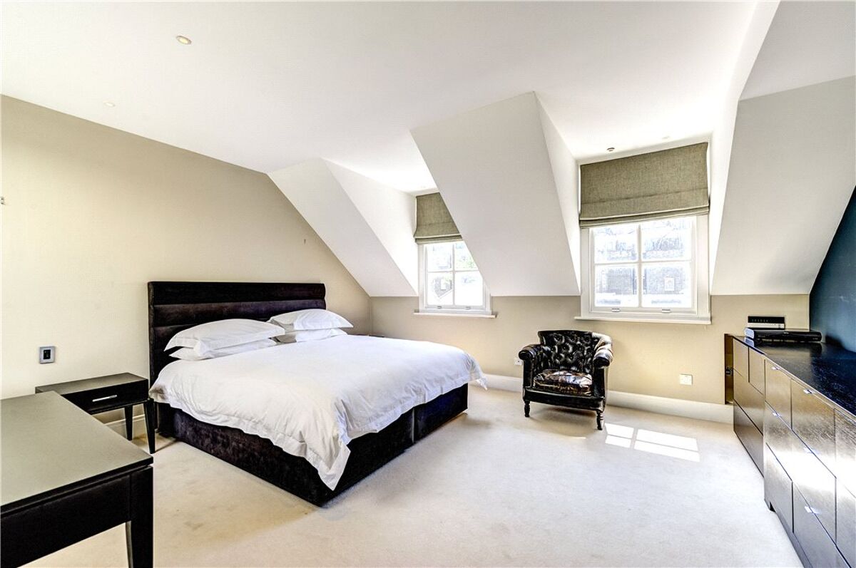 house for sale in Culross Street, Mayfair, London, W1K WER140100