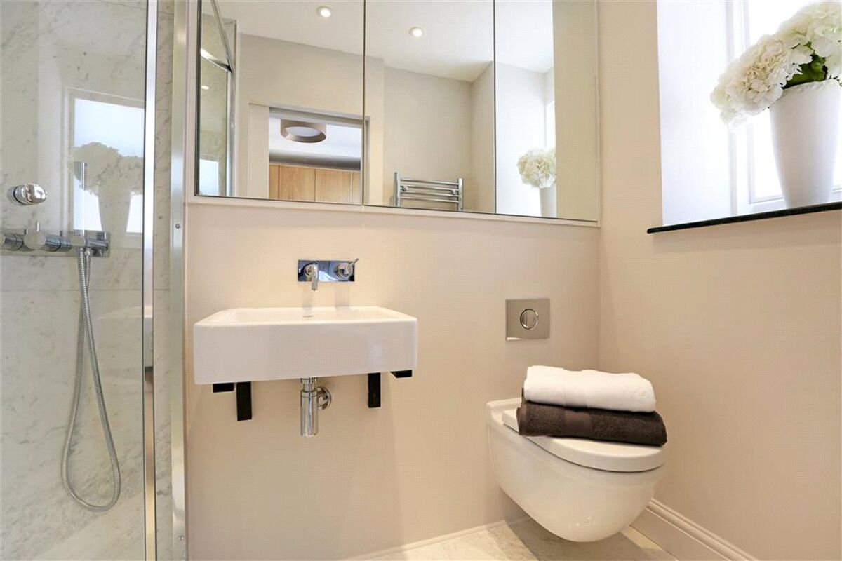 flat for sale in Carrington House, Hertford Street, Mayfair, London, W1J WER160001 Knight Frank