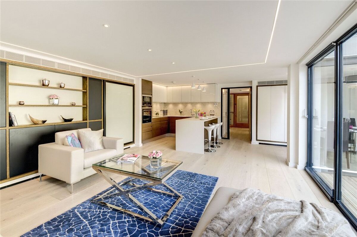 flat for sale in Shelton Street, Covent Garden, London, WC2H