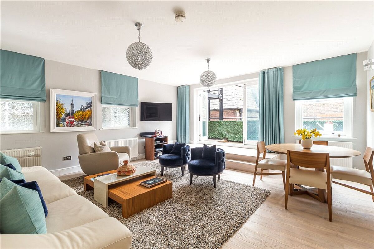 flat for sale in Northumberland Avenue, Covent Garden, London, WC2N