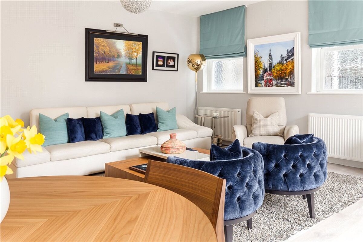 flat for sale in Northumberland Avenue, Covent Garden, London, WC2N