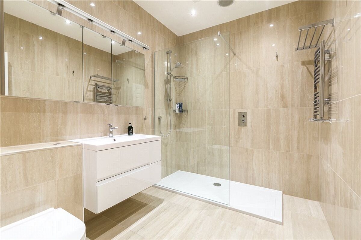 flat for sale in Northumberland Avenue, Covent Garden, London, WC2N