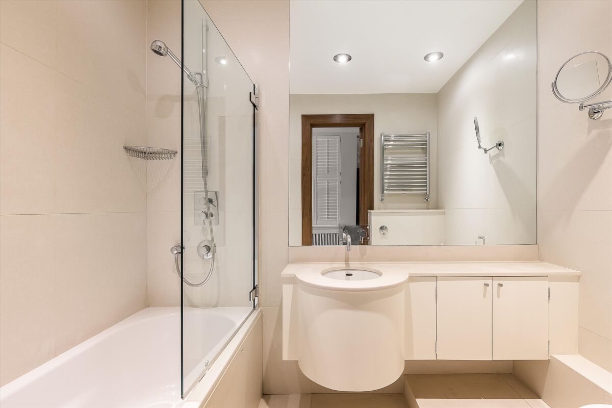 flat for sale in Mount Street, London, W1K WER190102 Knight Frank