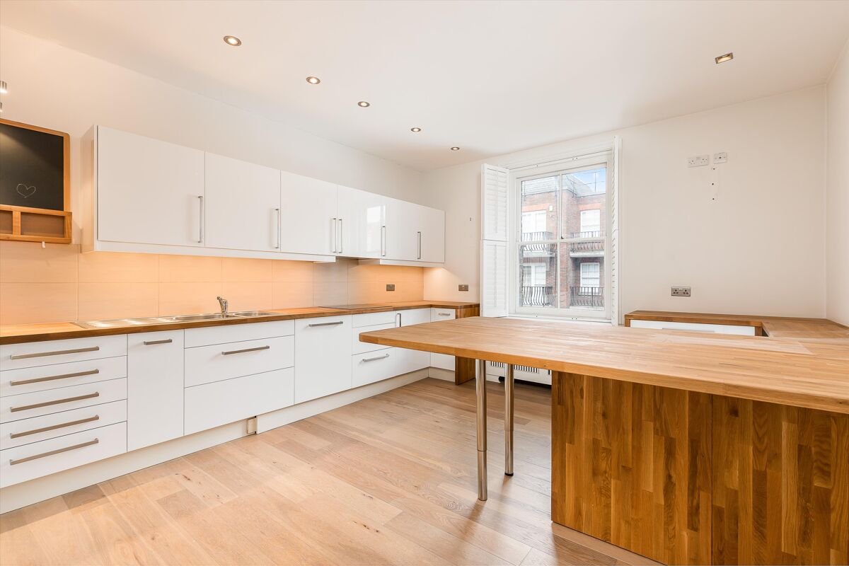 flat for sale in Mount Street, London, W1K WER190102 Knight Frank