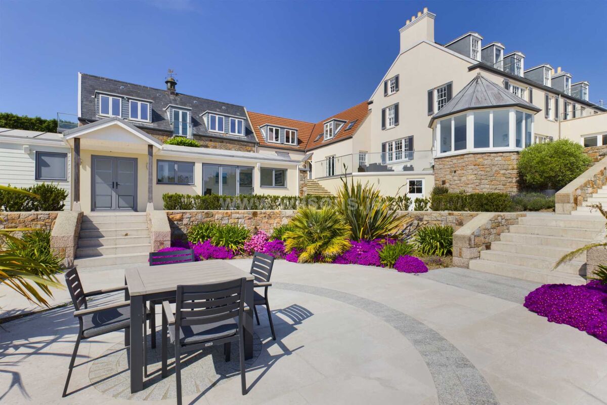 house for sale in Le Val Lodge, La Route Des St Brelade