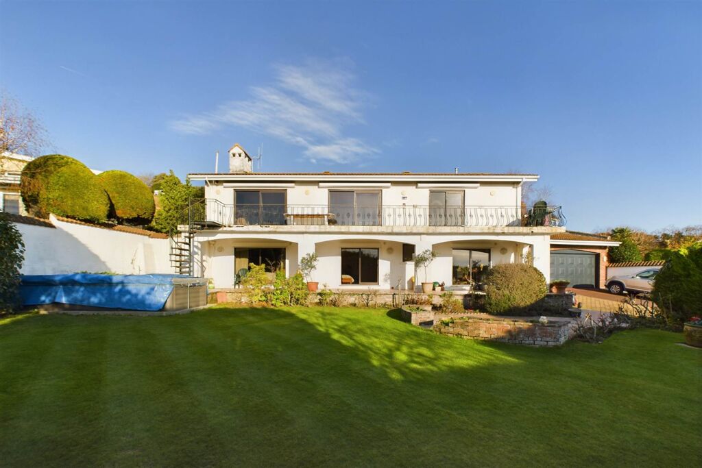 Image of Les Hiboux, Rue De Haut, St Lawrence