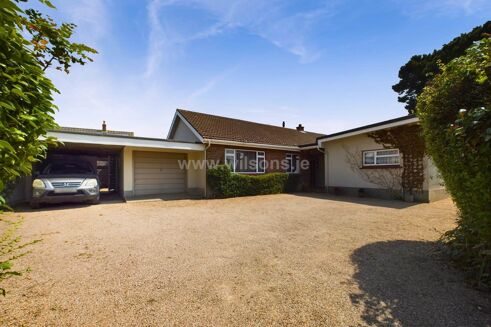 Picture of 4 bedroom bungalow for sale.