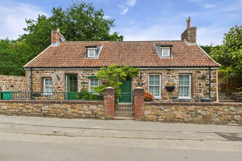 Image of La Rue Mathurin, Grouville