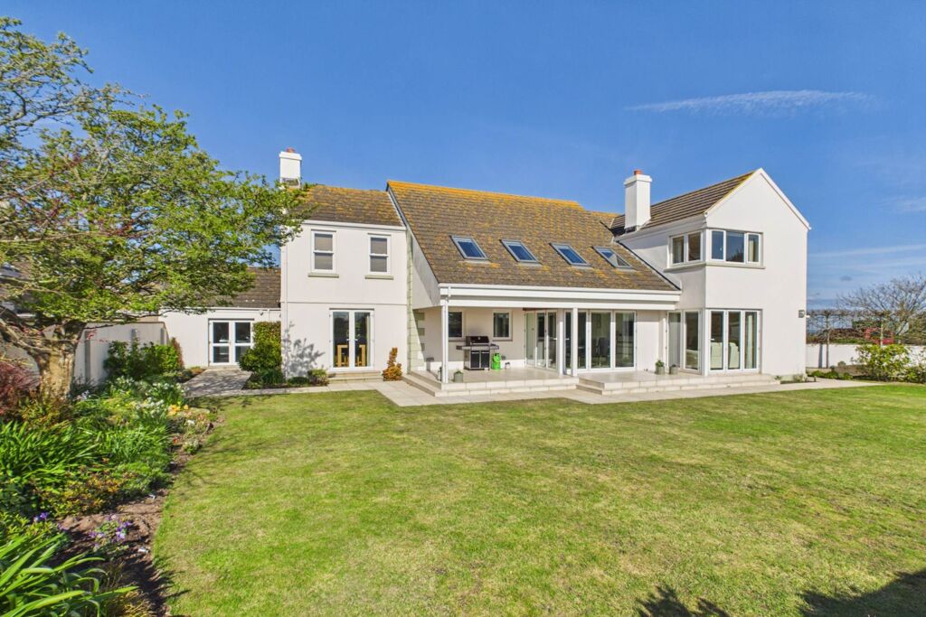 Image of La Rue Des Pallieres, St Ouen