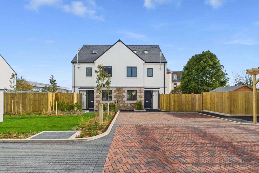 Image of La Rue Des Pres, St Saviour