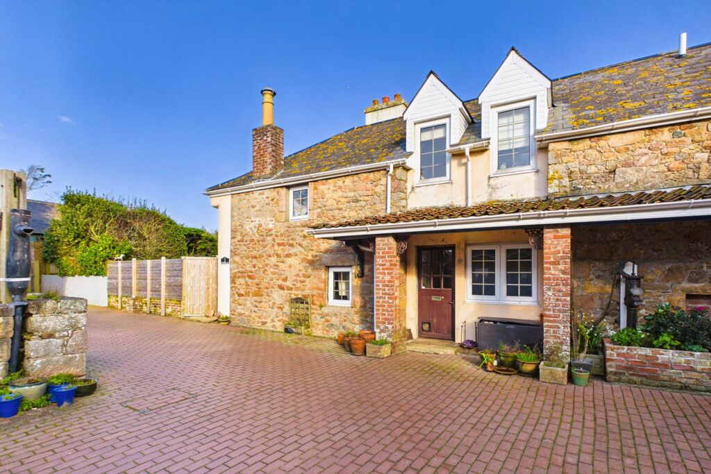 Image of La Rue De La Pointe, St Ouen