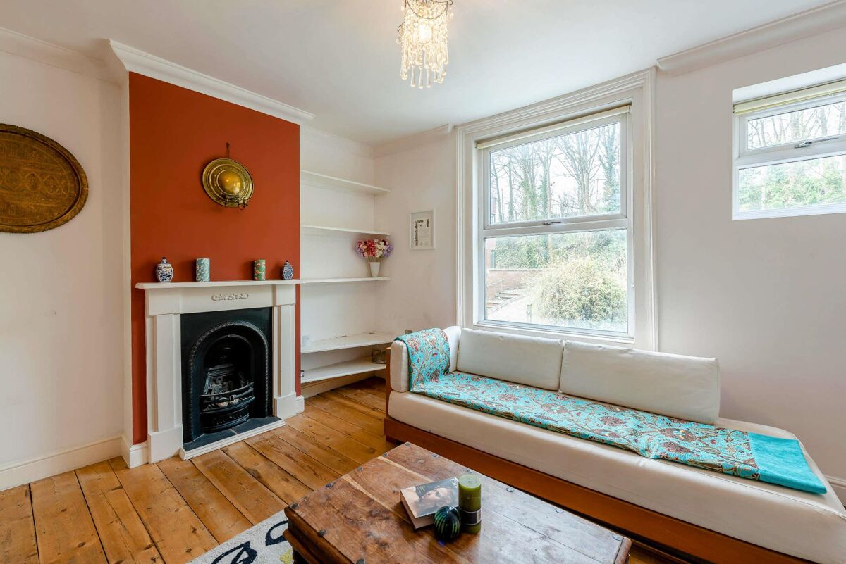 house for sale in Andover Road, Winchester, Hampshire, SO23