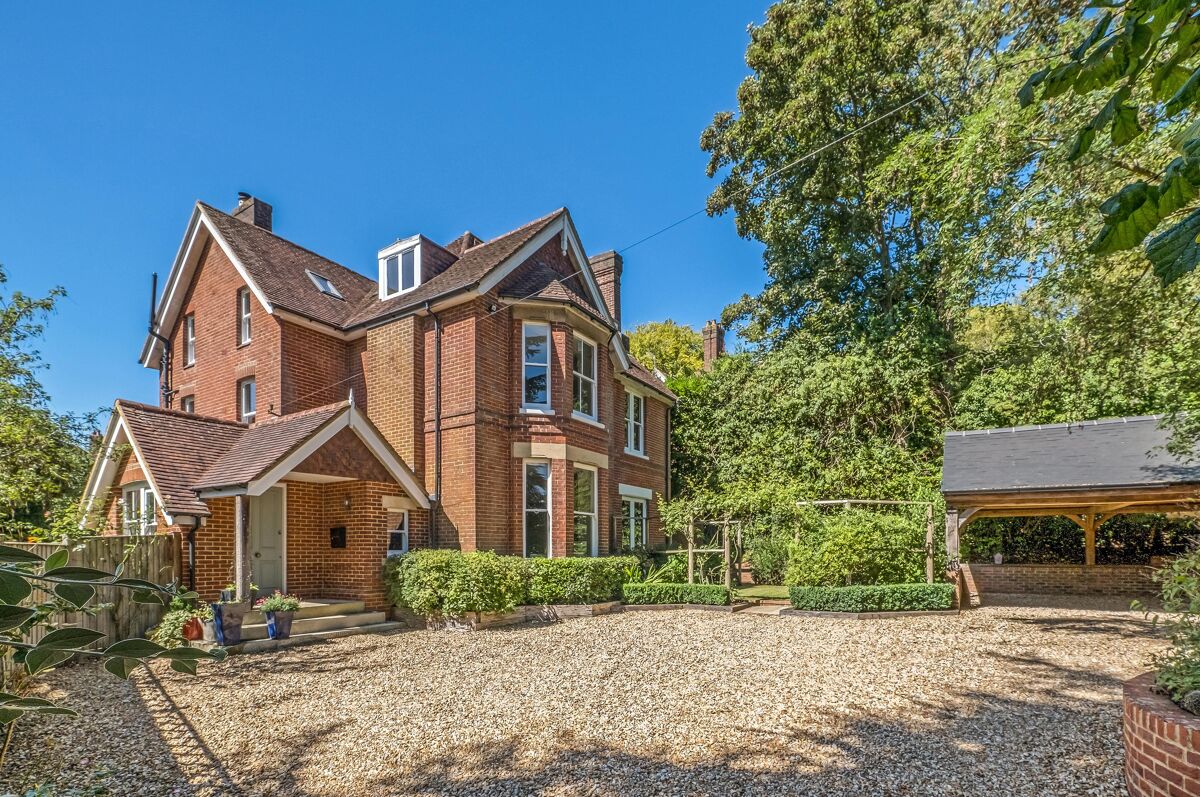 house for sale in Shawford, Winchester, Hampshire, SO21 WIN012013803 Knight Frank