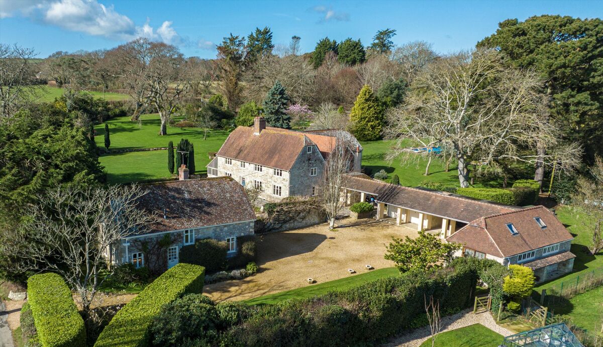 house for sale in Howgate Road, Bembridge, Isle of Wight, PO35