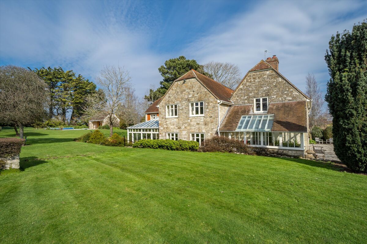 house for sale in Howgate Road, Bembridge, Isle of Wight, PO35