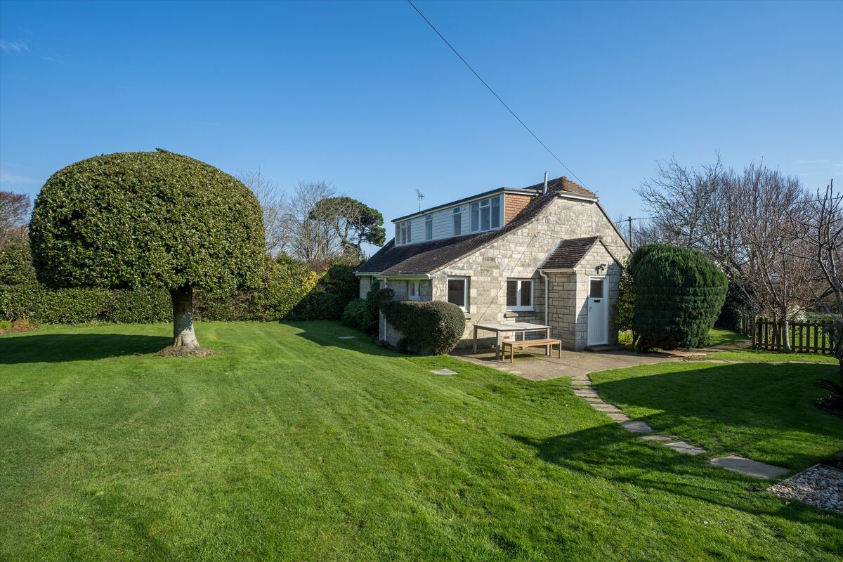 house for sale in Howgate Road, Bembridge, Isle of Wight, PO35