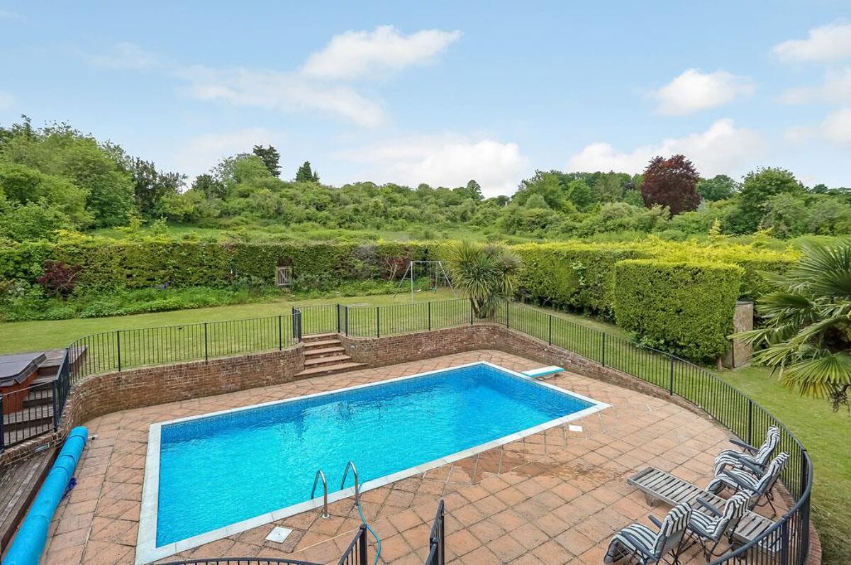 house for sale in South Drive, Littleton, Winchester, Hampshire, SO22