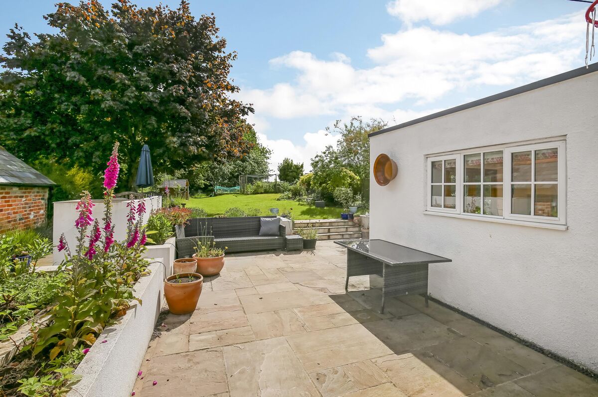 house for sale in East Stratton, Winchester, Hampshire, SO21