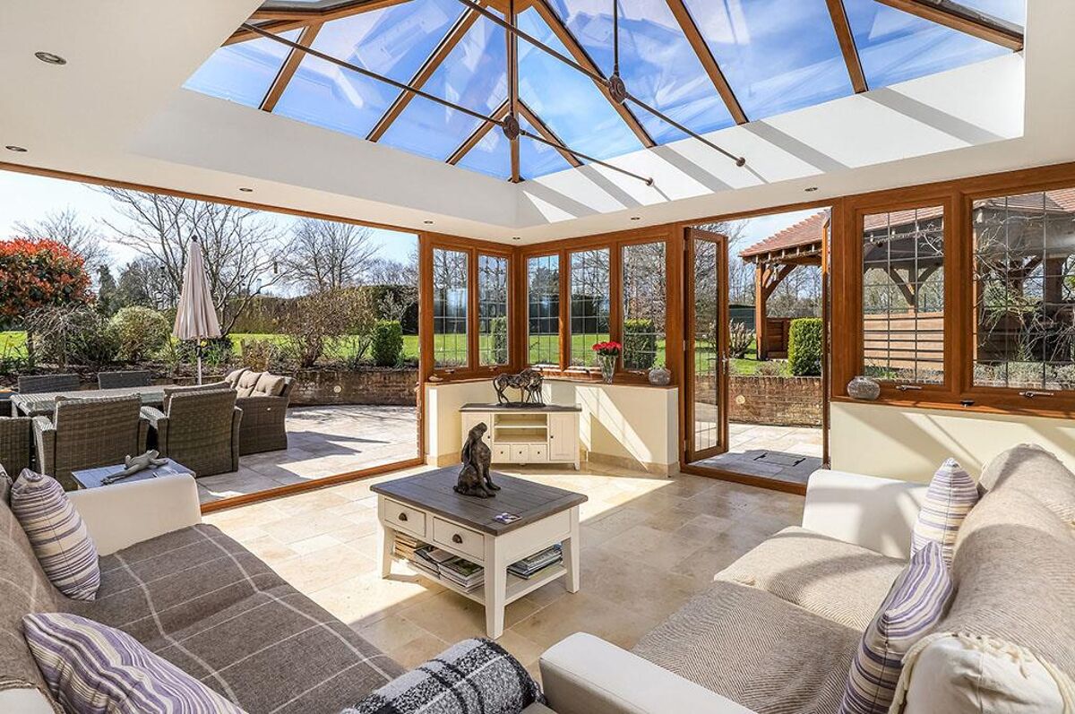 house for sale in Hook Park Road, Warsash, Southampton, Hampshire, SO31 WIN012194390 Knight