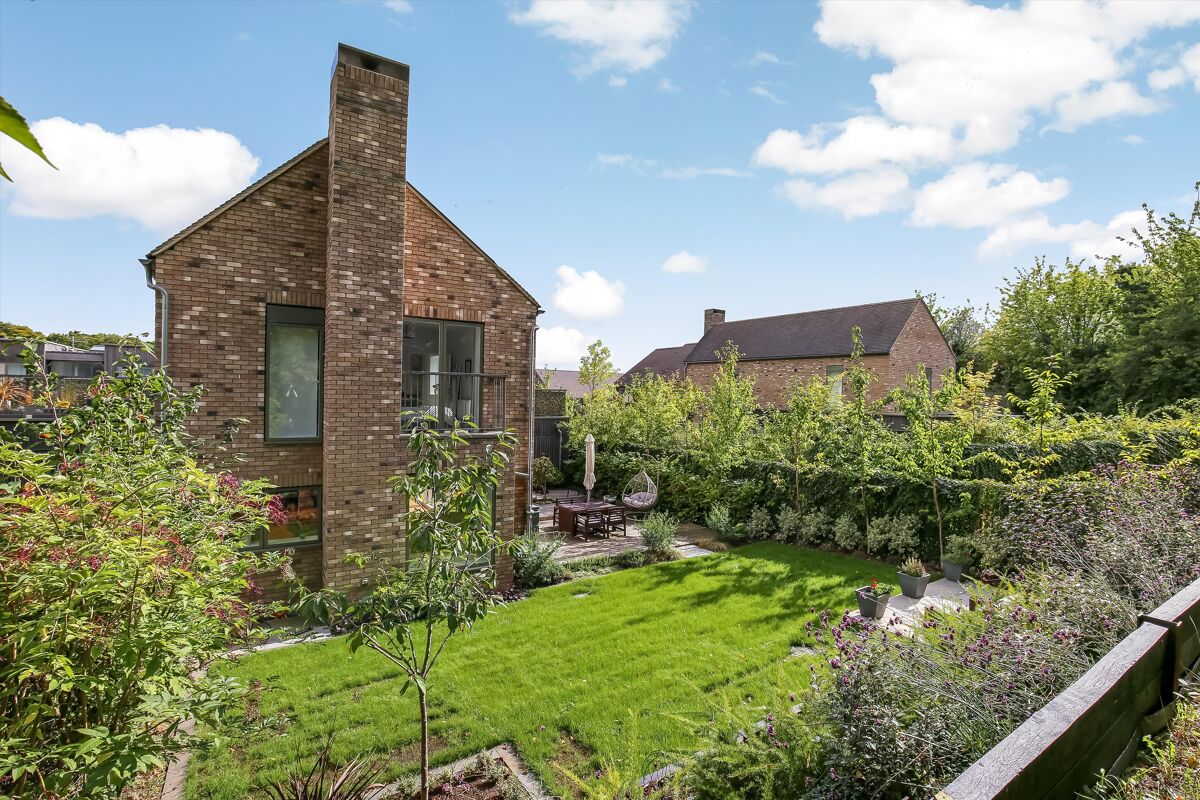 house for sale in Eversley Gardens, Kings Worthy, Winchester, Hampshire