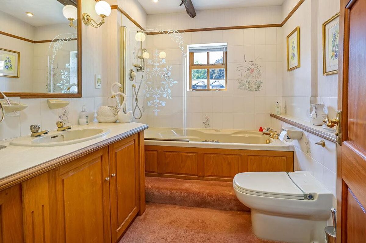 house for sale in Shoe Lane, Exton, Southampton, Hampshire, SO32