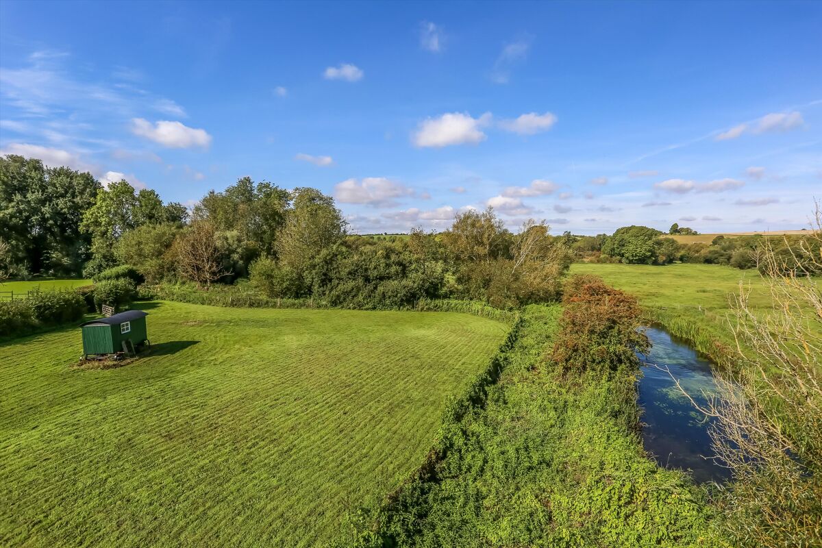 A Quintessential Country Escape in the Heart of England 5